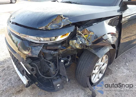 2020 Kia Soul S z USA, uszkodzony, nr VIN KNDJ23AU1L7012381